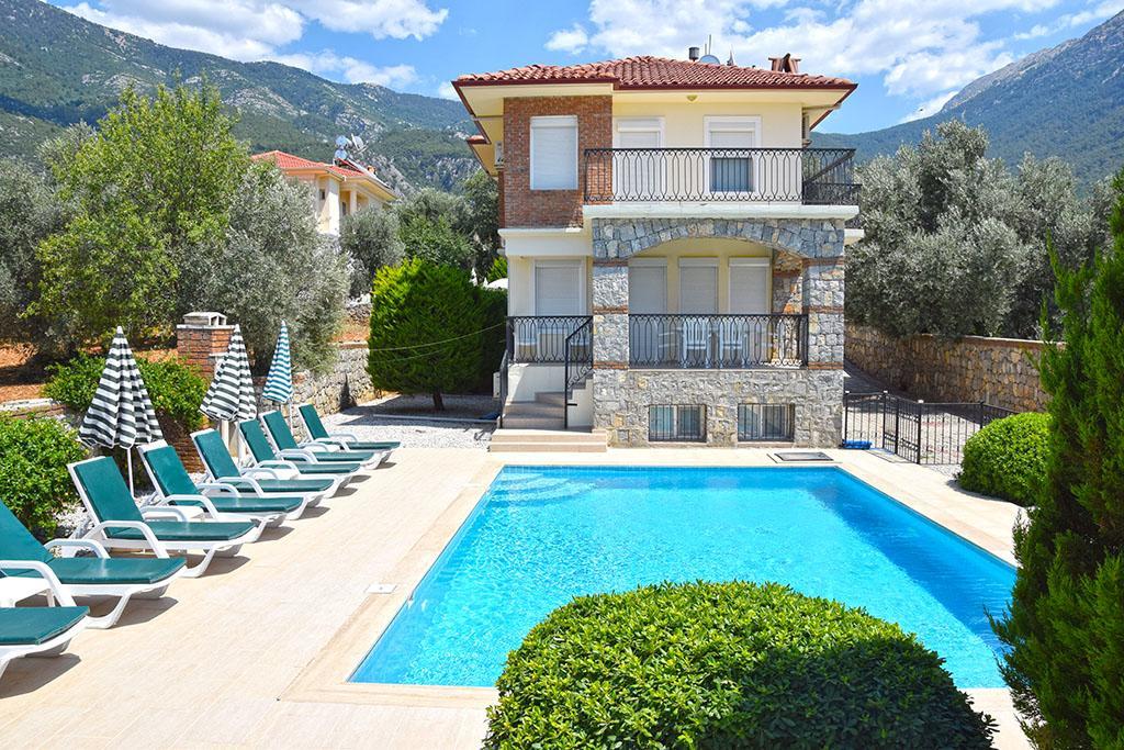Orka Golden Trio Villa
