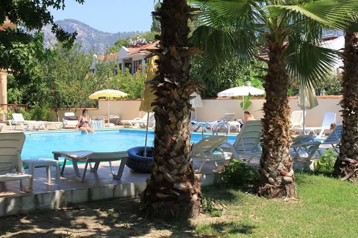Meryem Ana Apart 3*