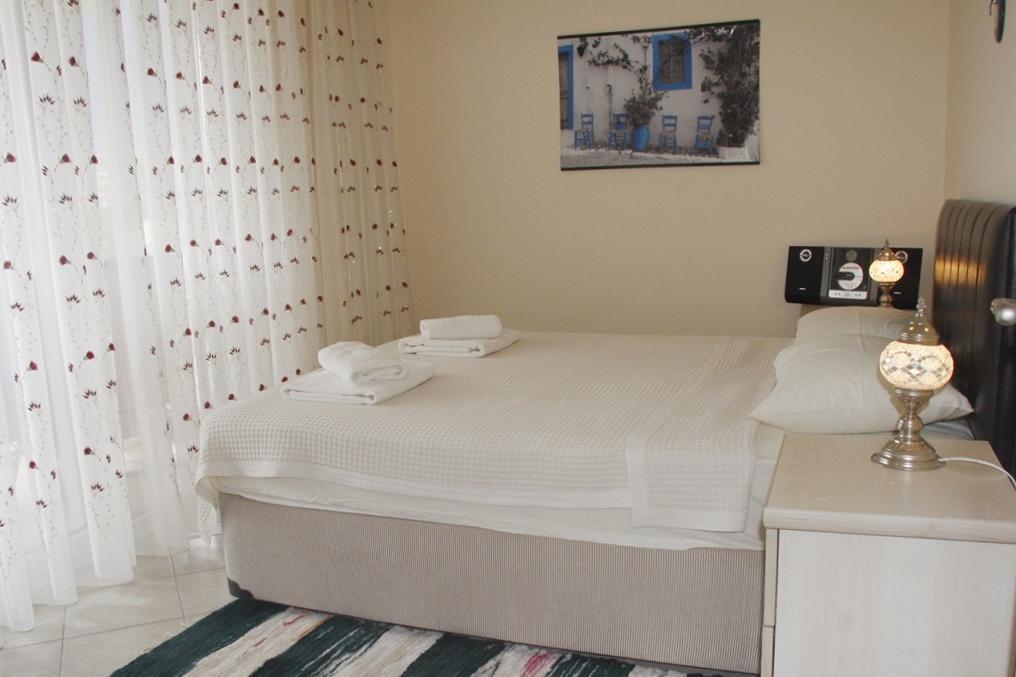 Apartment Thera Homes 13