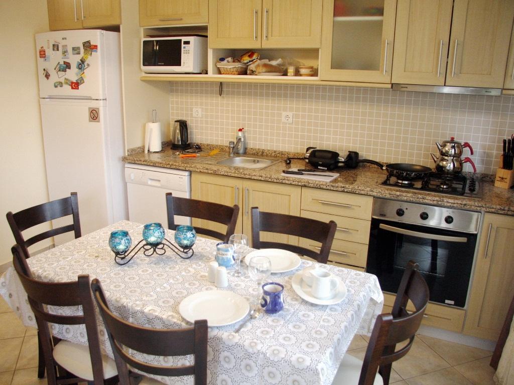 Thera Homes 13 Apartment *