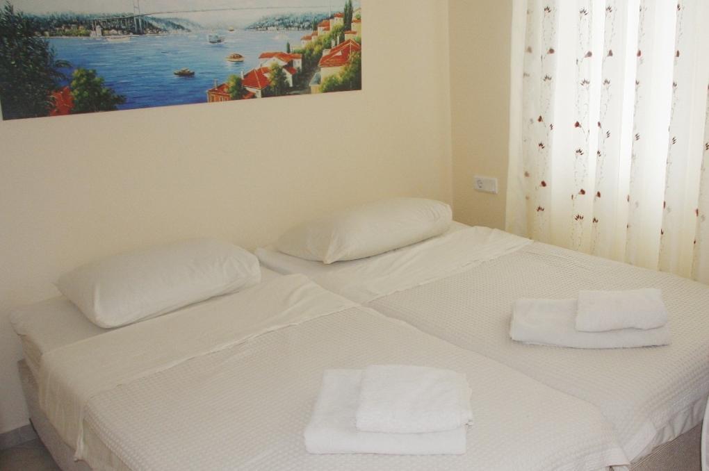 Apartment Thera Homes 13