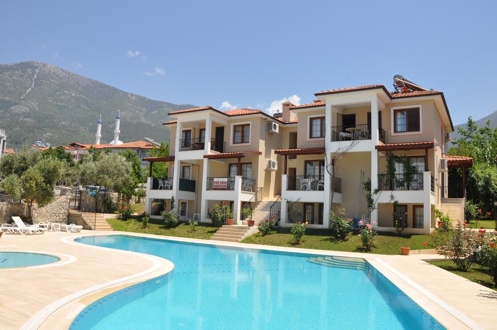 Ozalp Apart A4 Ortak Havuzlu Cedit