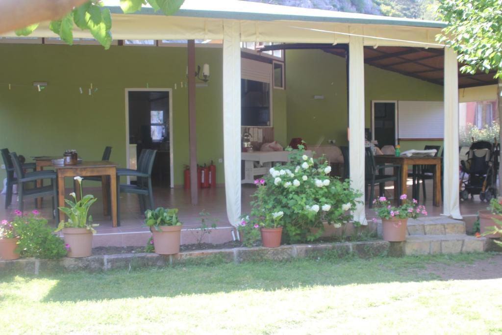 Guest house Melisa 3*