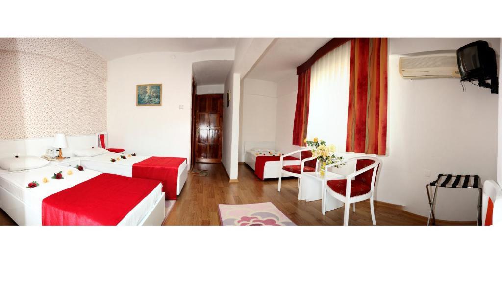 Saadet Hotel
