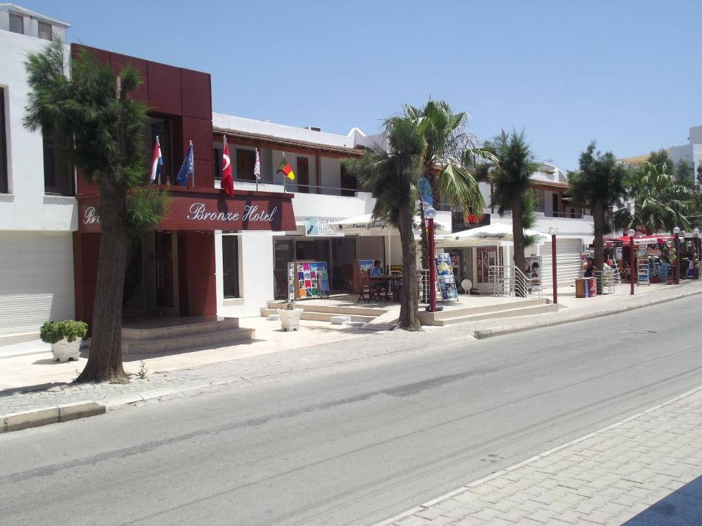 Bronze Hotel Gumbet