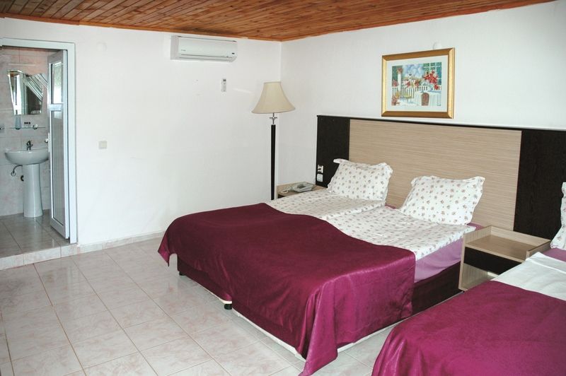 Altinkum 3*