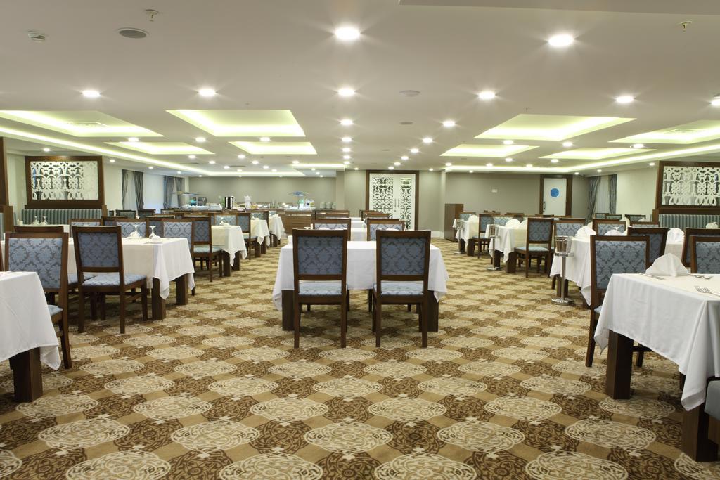 Hotel Luxor Garden 4*