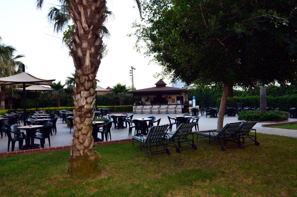 Royal Garden Hotel 5*