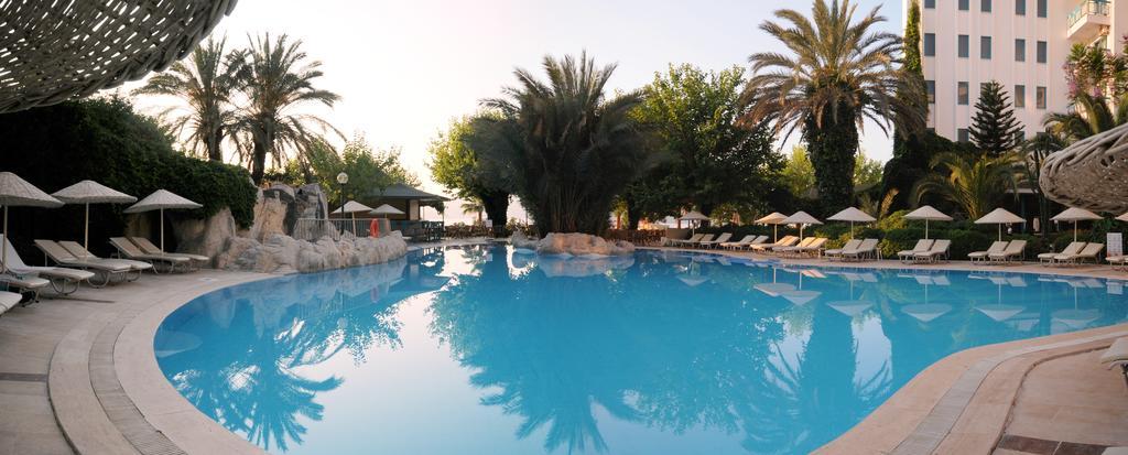 Tropical Hotel 4*