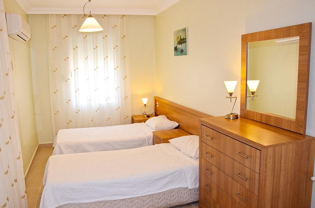 Orka Golden Trio Villa