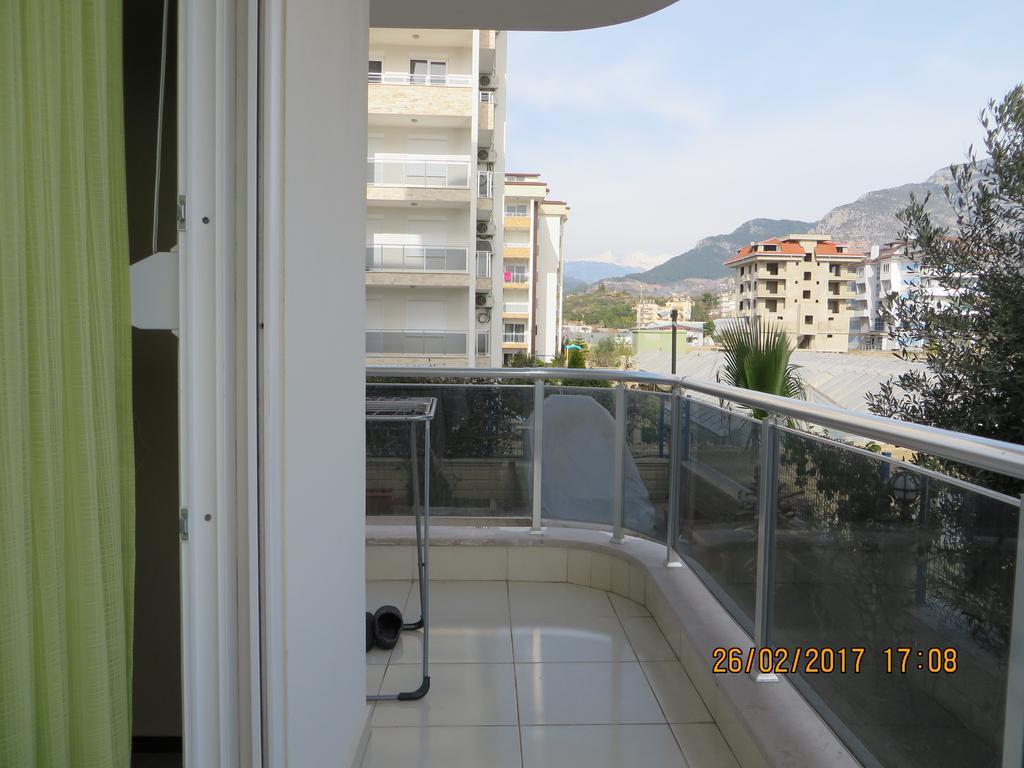 Yilmaz Delux-2 *