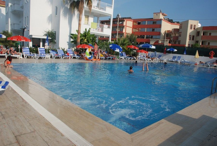 Dream Of Hotel Side