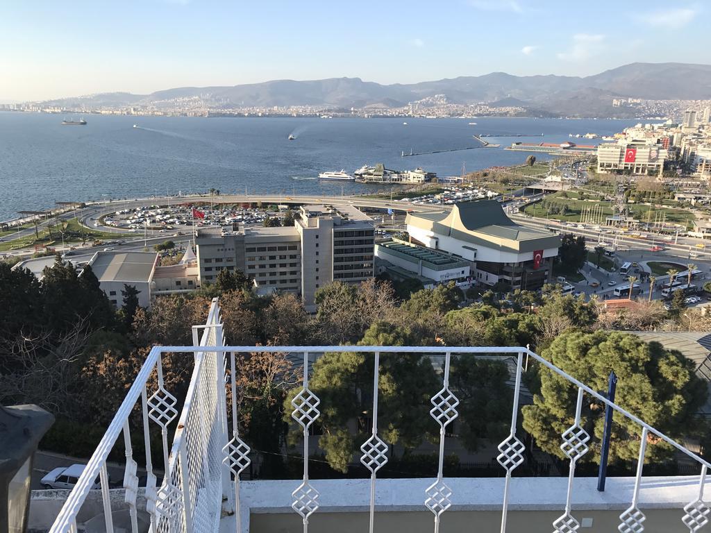 Bueyuek Izmir
