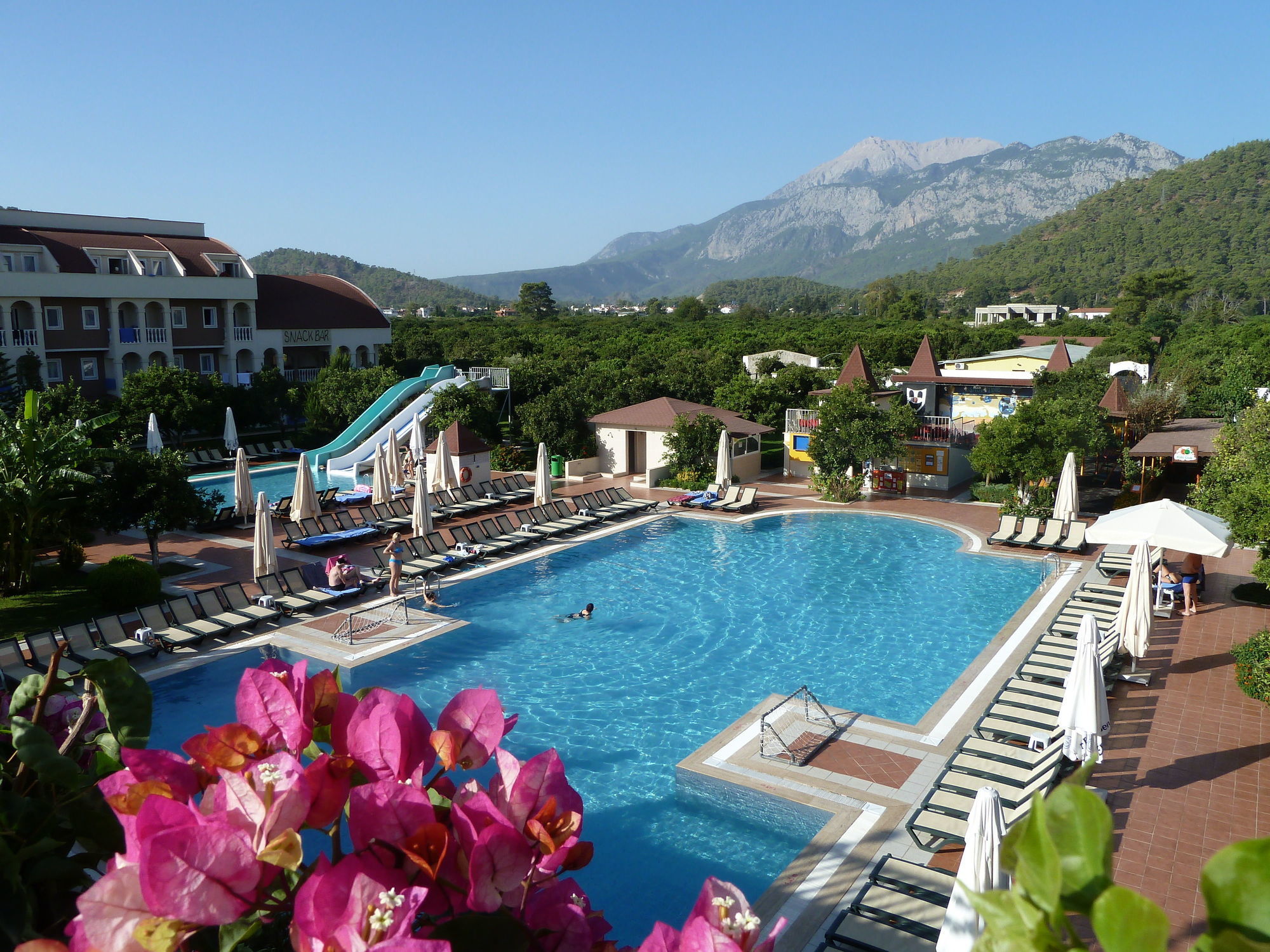 Garden Bergamot Resort 4*
