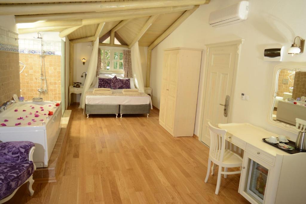 Petunya Boutique 3* Icmeler