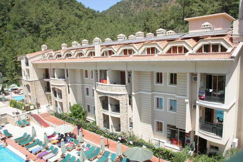 Hotel Julian Forest 4*