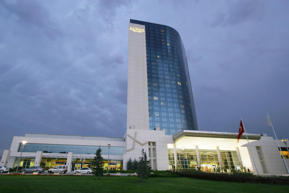 Grand Hotel