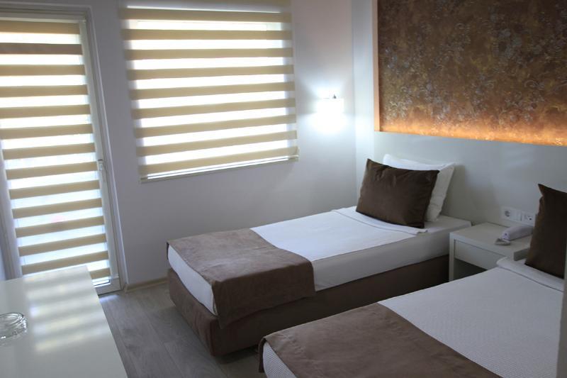 Myra Marmaris