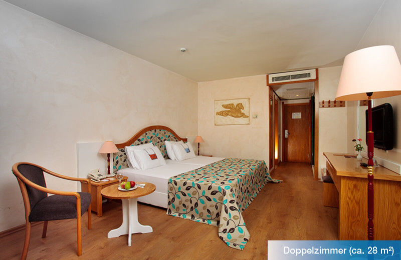 Defne Star 4*