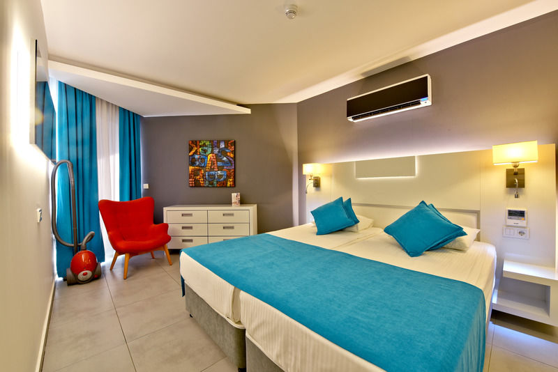 Hotel Garden & 5*