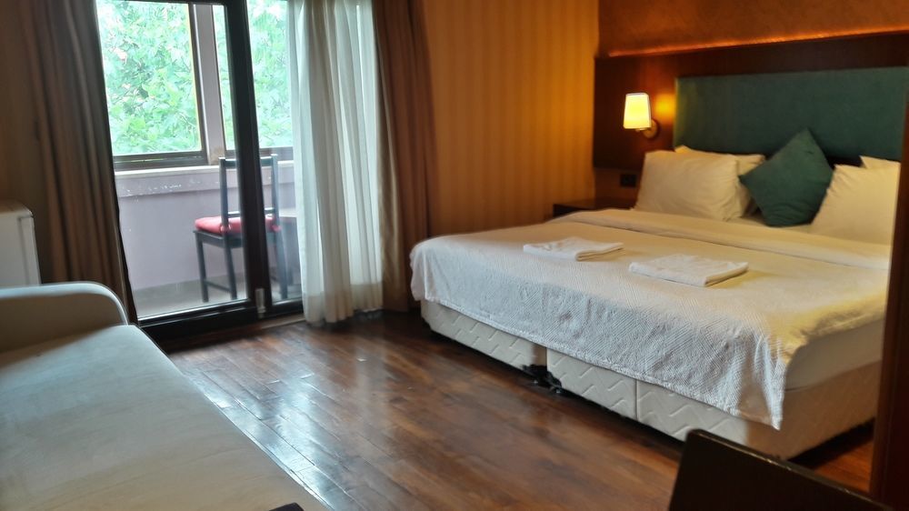 Mangana Hotel