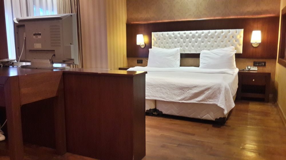 Hotel Mangana 4*