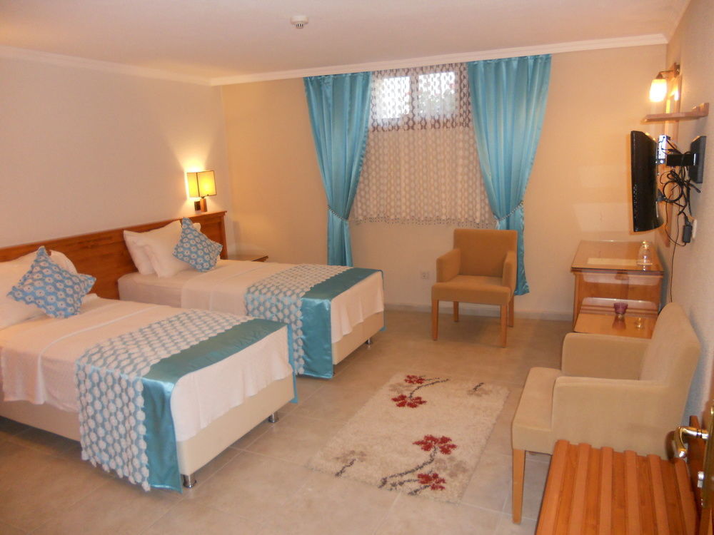 Leylak 4* Alacati