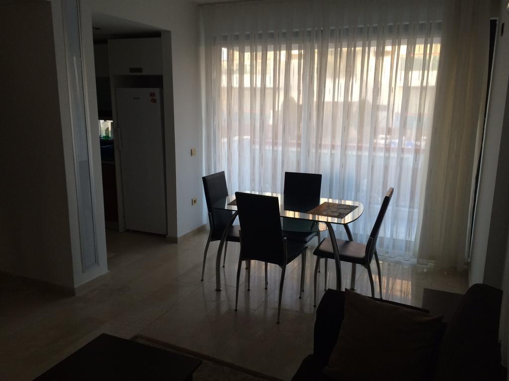 Golf Apartment