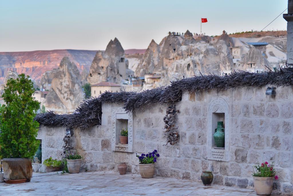 Grand Cave Hotel