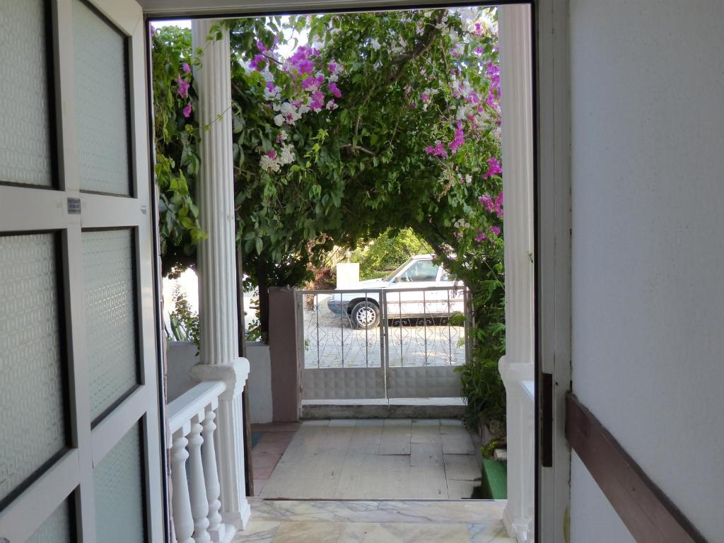 Yakut Aparthotel