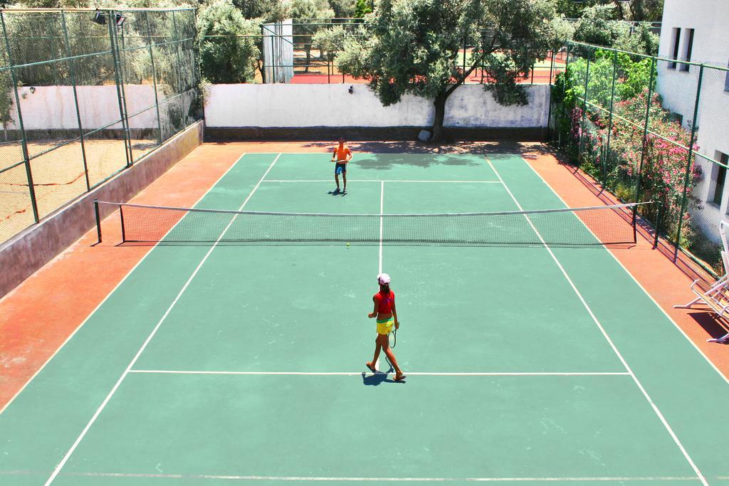 Izer Club Resort 4*