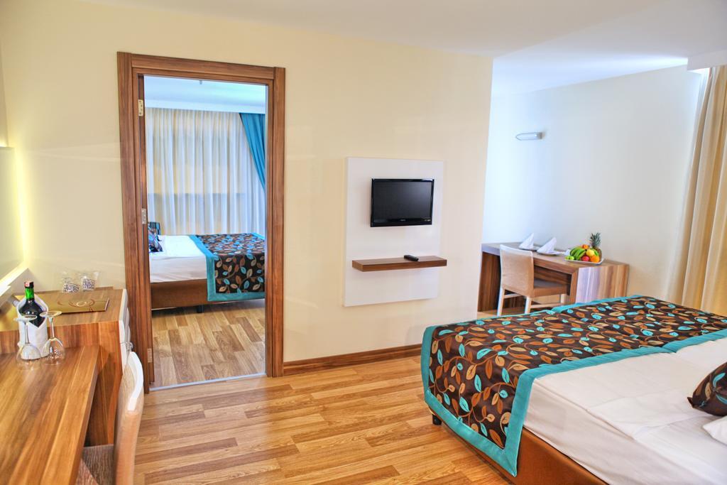Hotel Dizalya Palm Garden