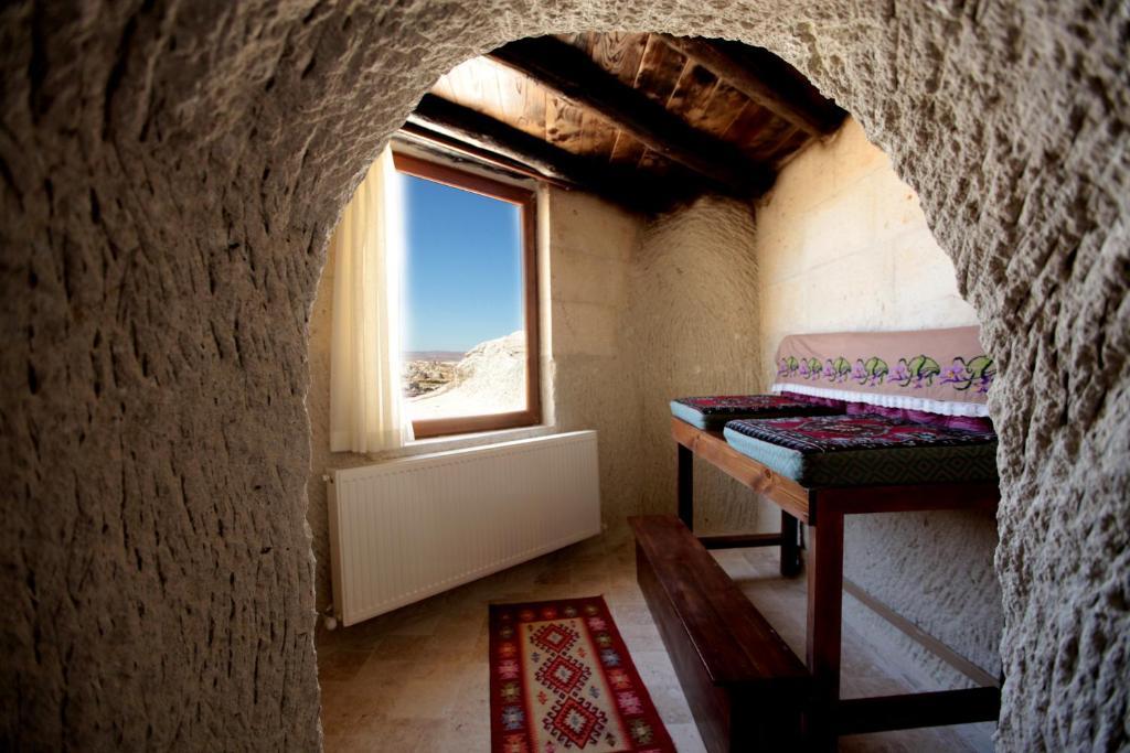 Hotel Arif Cave