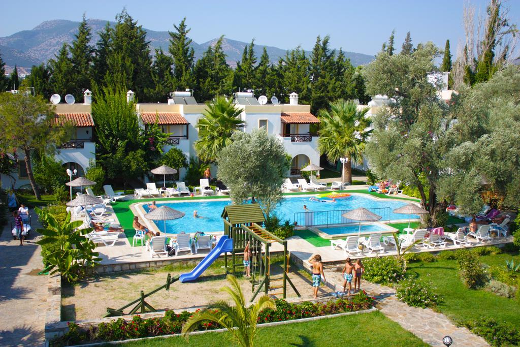Toloman Hotel 2*