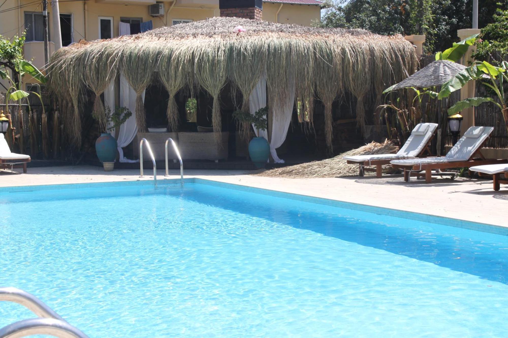 Boutique 3*