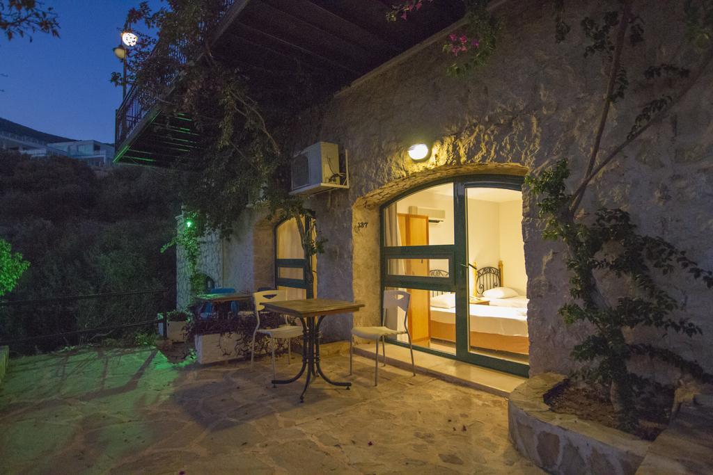 Kulube Hotel 2*
