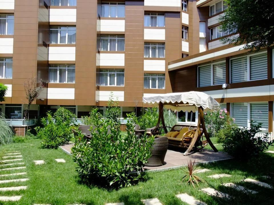 Grand Gold Hotel