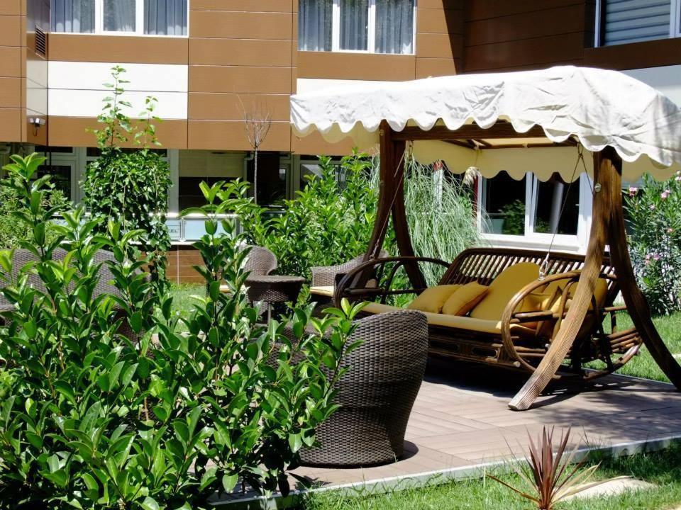 Hotel Grand Gold