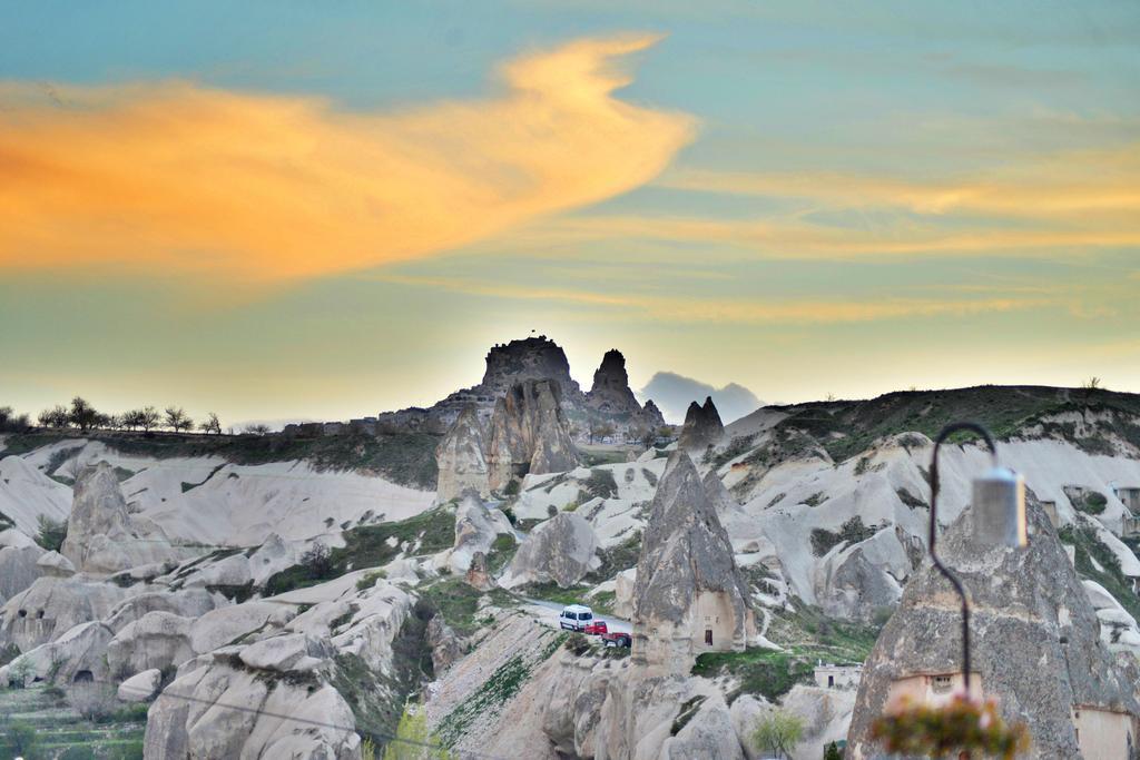 Grand Cave Hotel