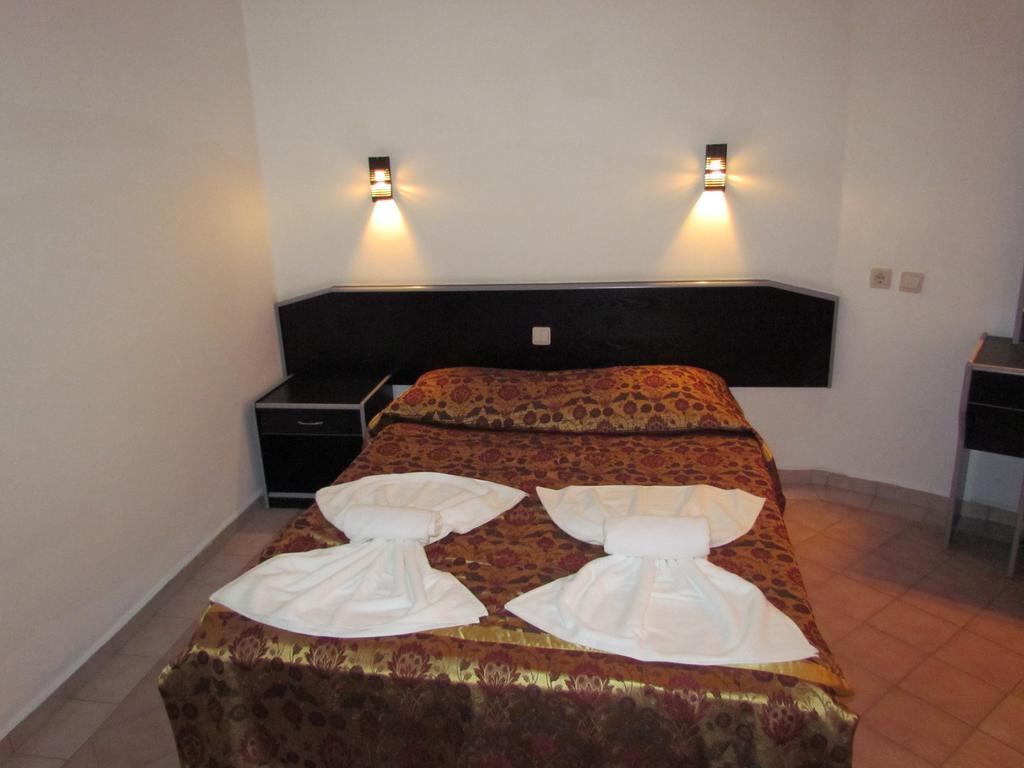 Gold Twins Family Hotel