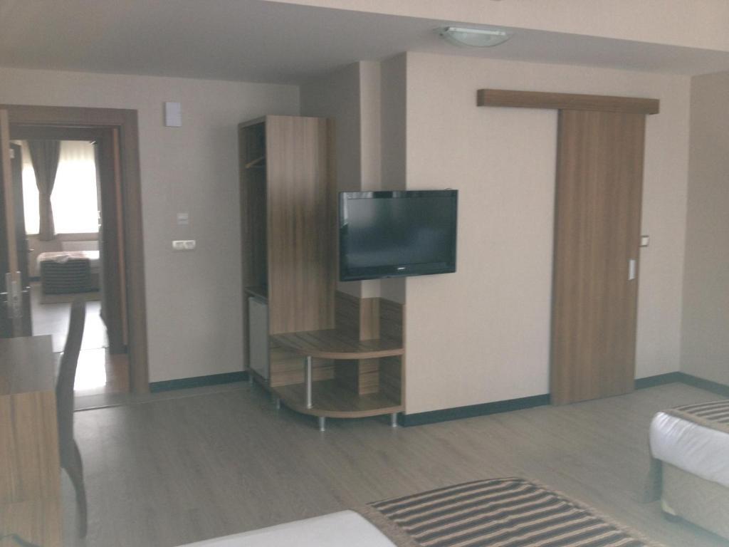 Hotel Buyuk 3*