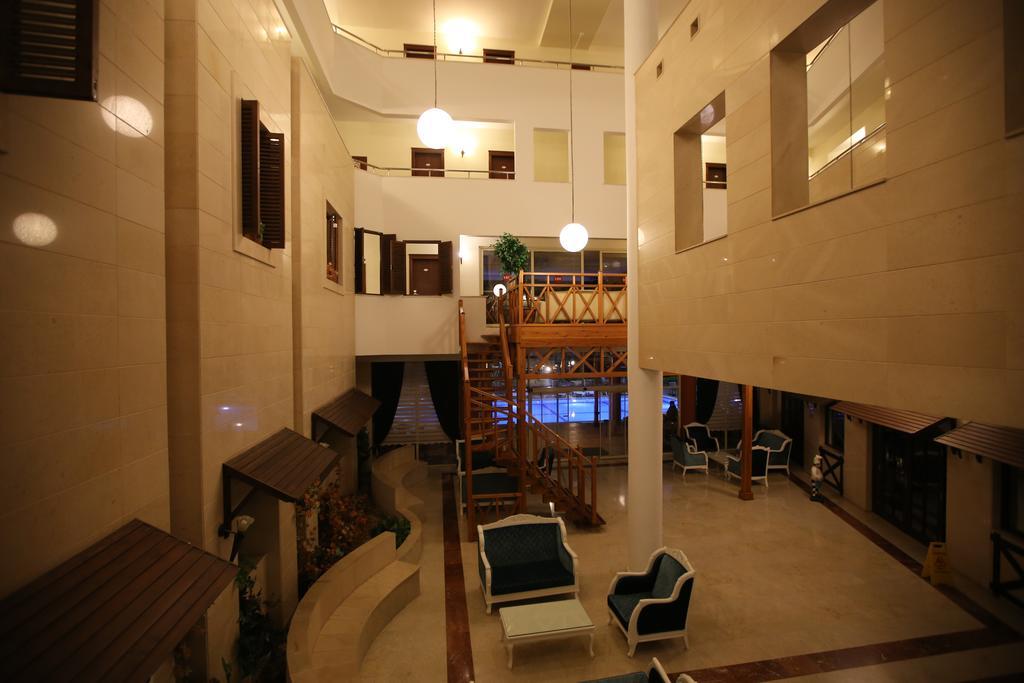 Hotel Valeri 3*