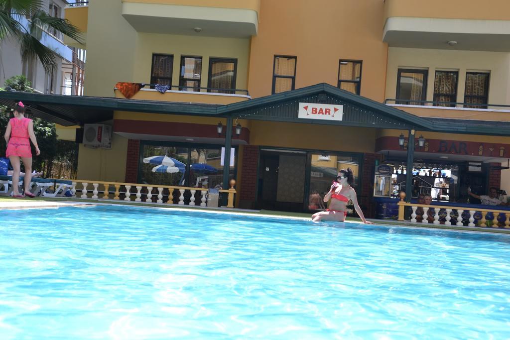 Gold Twins Family Hotel 3*