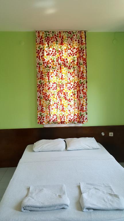 Tolan Aparthotel