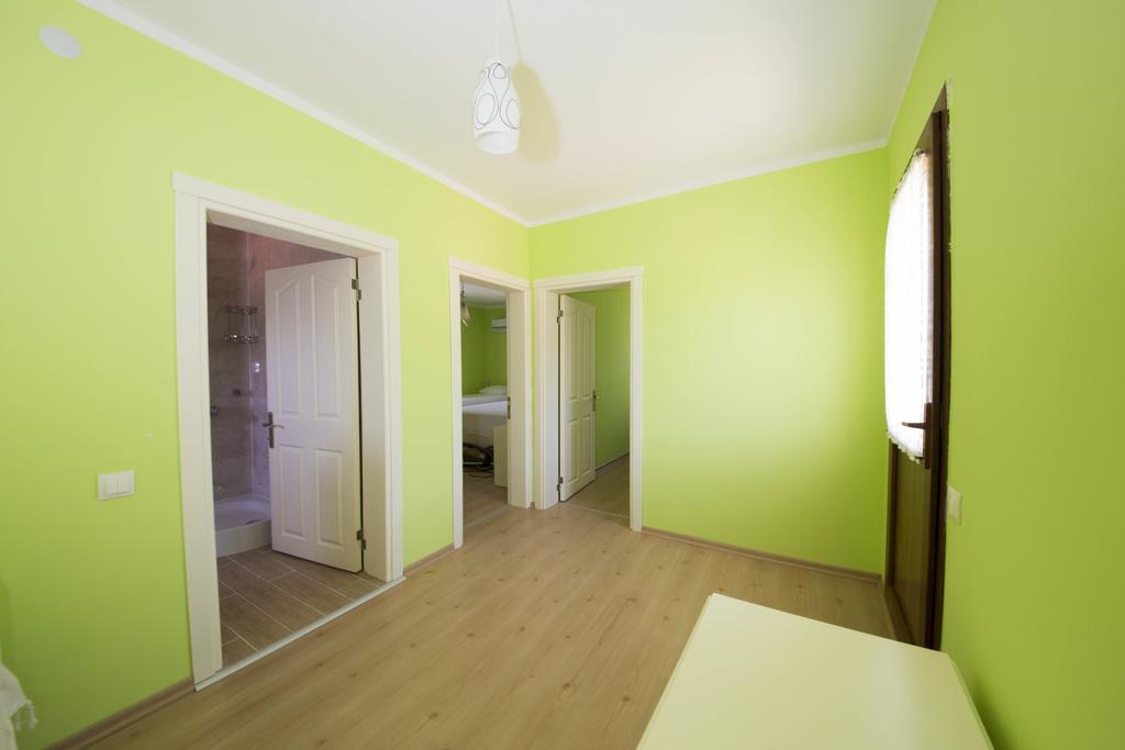 Bal Badem Bed & Breakfast