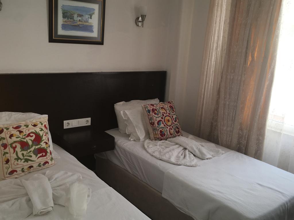 Gumus Hotel *