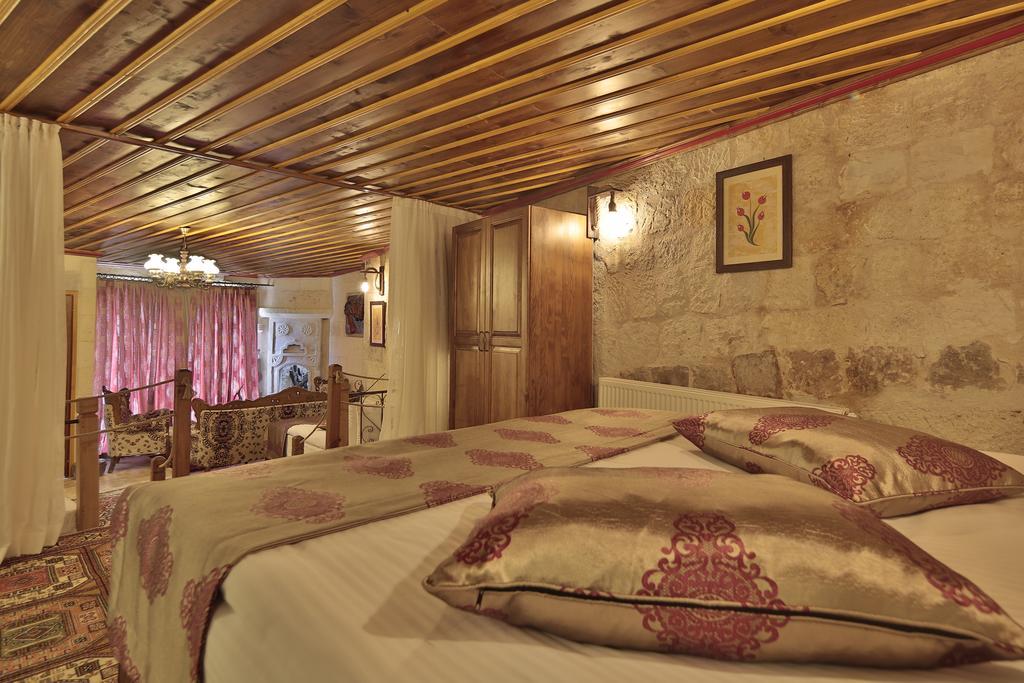 Aren Cave And Art Gallery Hotel