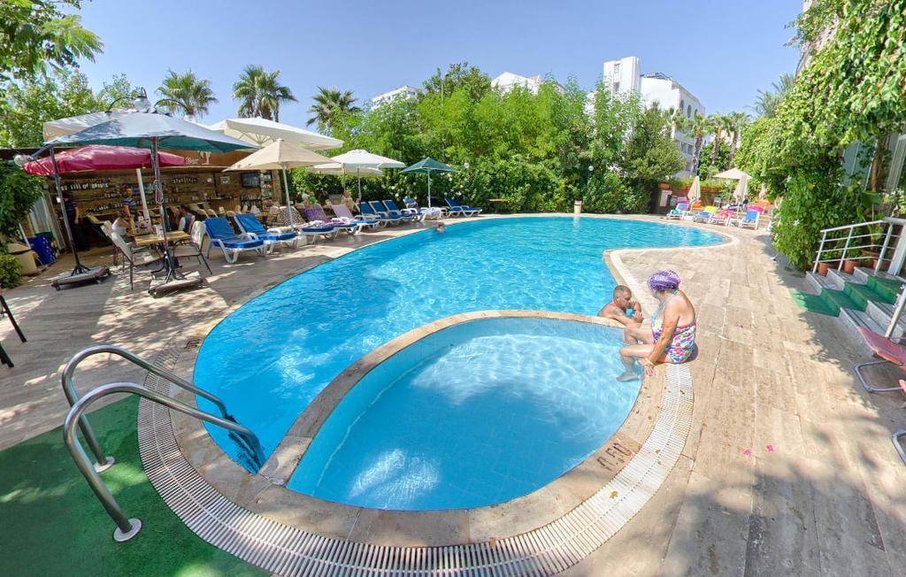 Orkide Hotel