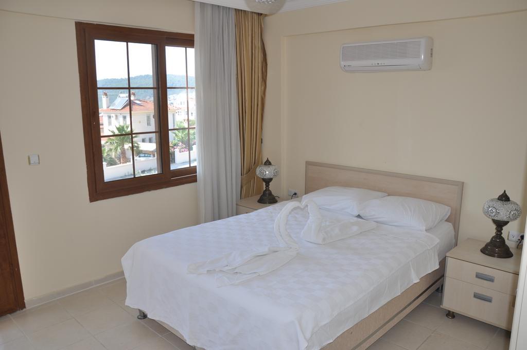 Ozalp Apart A4 Ortak Havuzlu Apartment Cedit