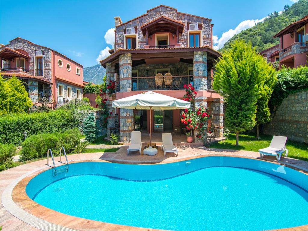 Aka * Oludeniz